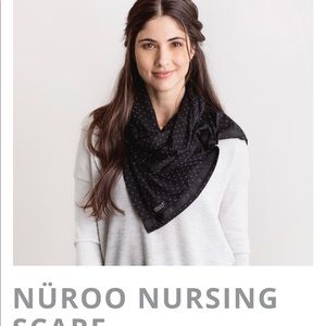 NüRoo nursing scarf